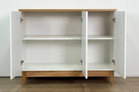 Комод 3 Хюгге белое дерево/дуб крафт золотой/белый матовый